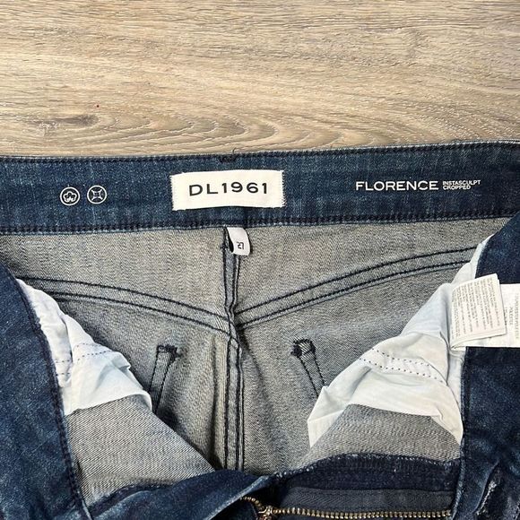 DL1961 Florence Instasculpt Cropped Jeans, Dark wash, sz 27 - Picture 5 of 11